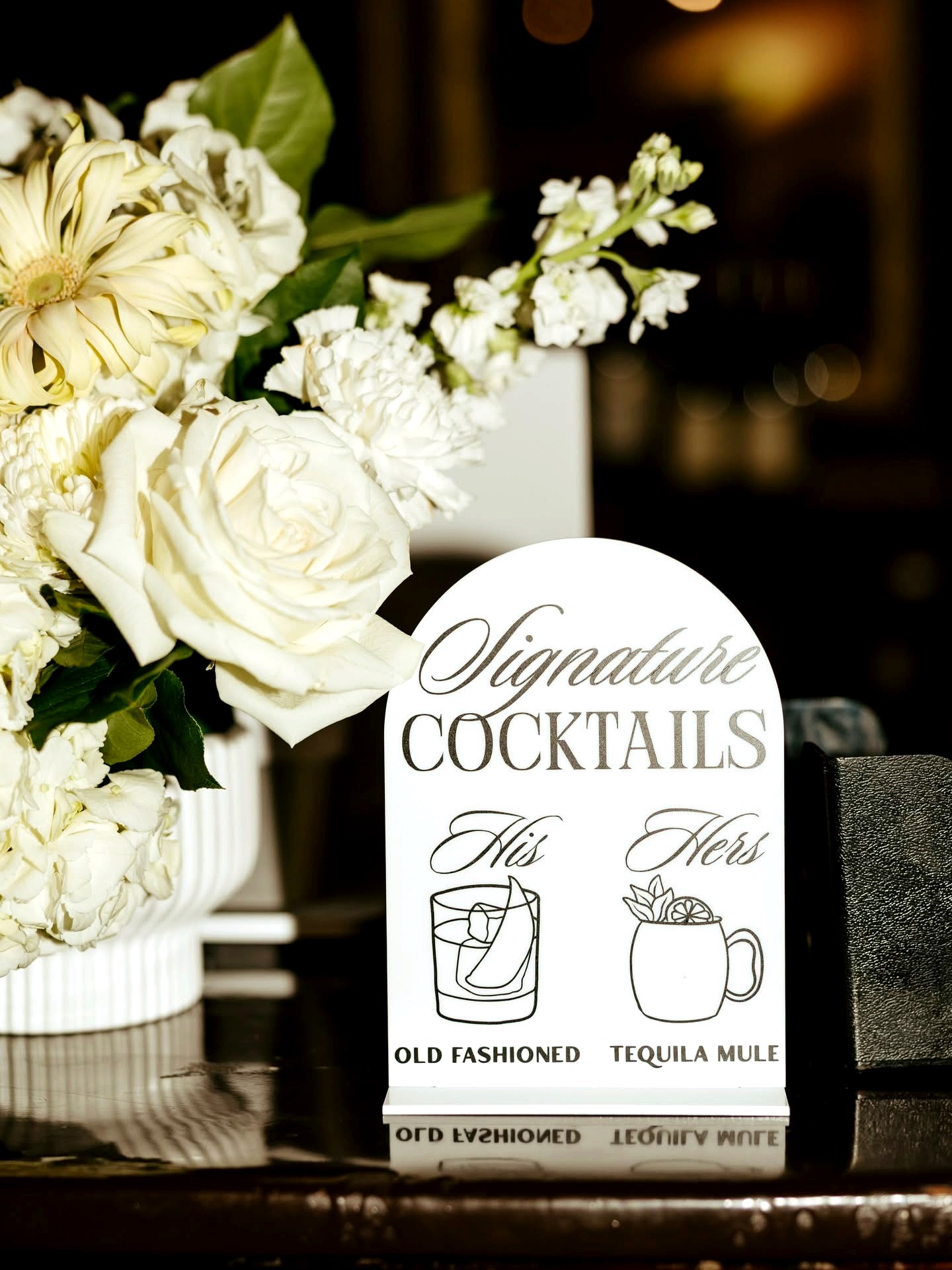 Floral wedding detail